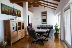 Officinalis - Family Vacation House